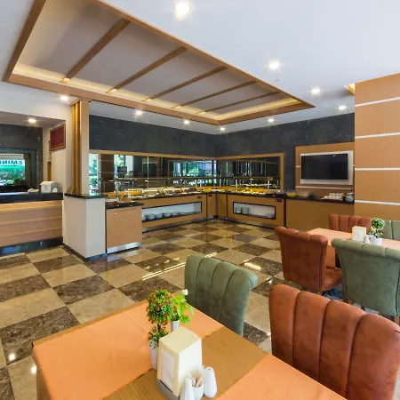 Otel Lonicera 3*