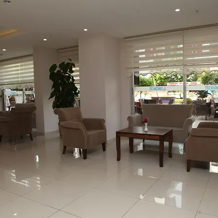 Otel Lonicera 3*